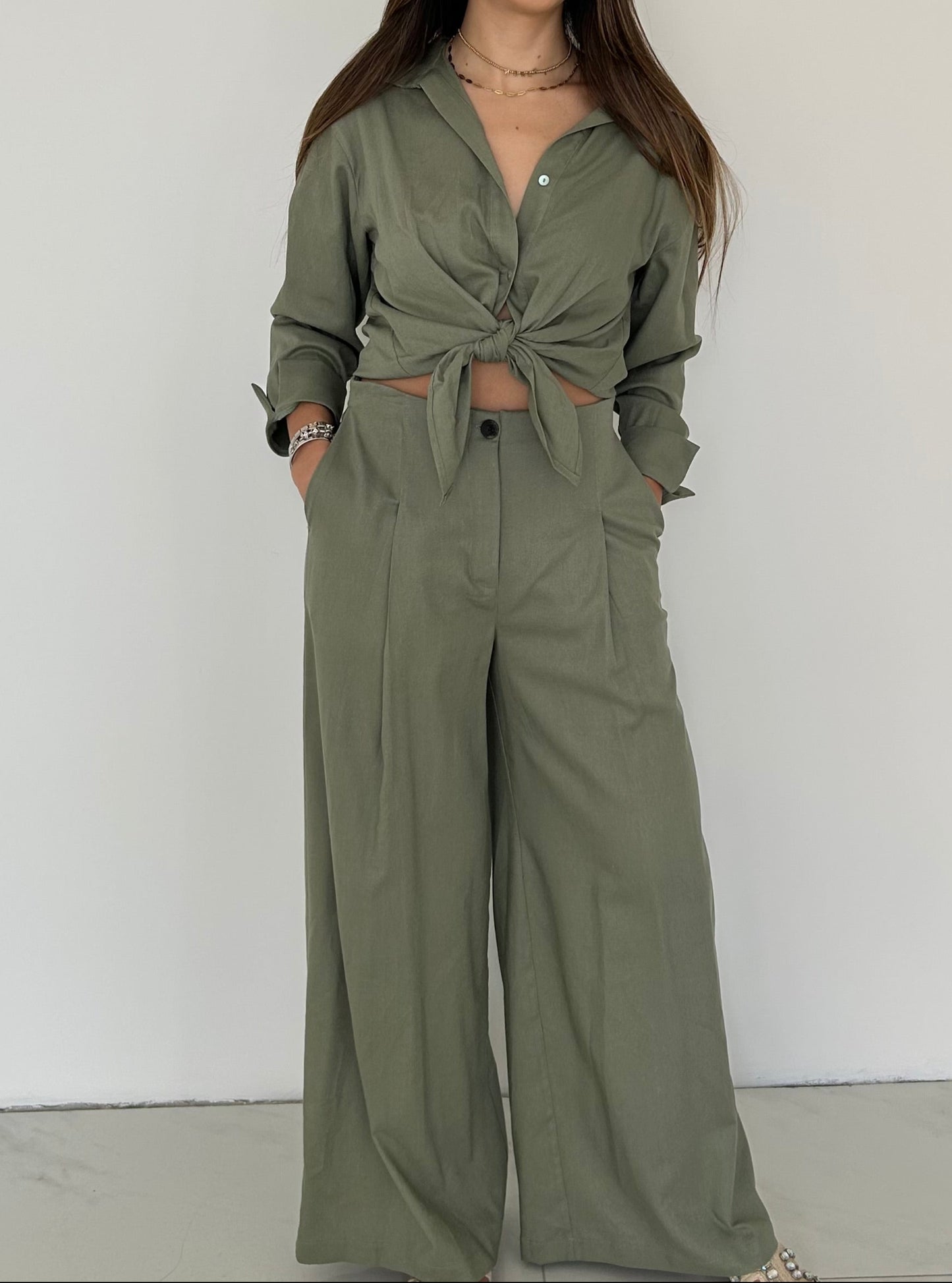 SET VERDE CAMISA Y PANTALON