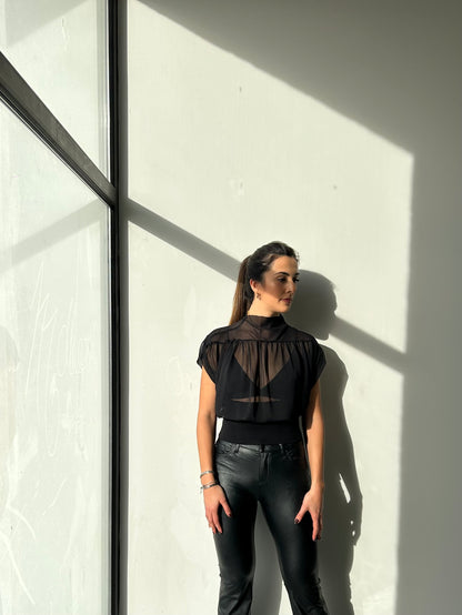 TOP MESH NEGRO