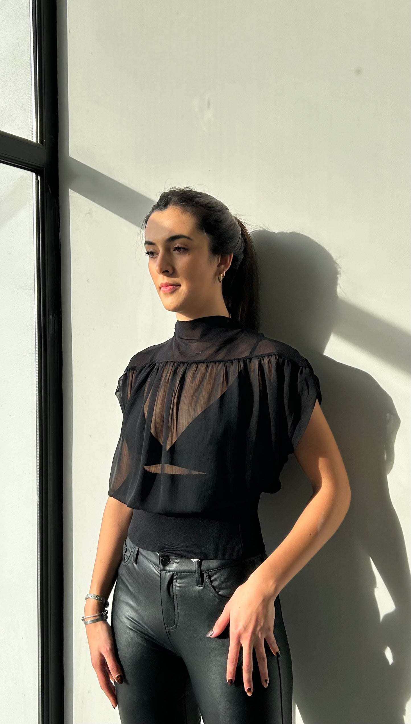 TOP MESH NEGRO