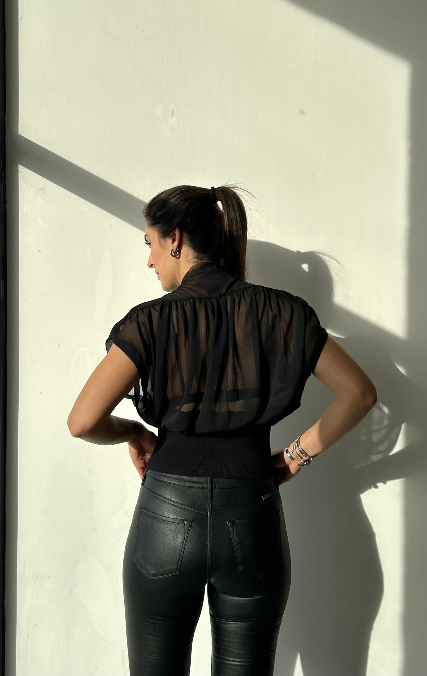 TOP MESH NEGRO